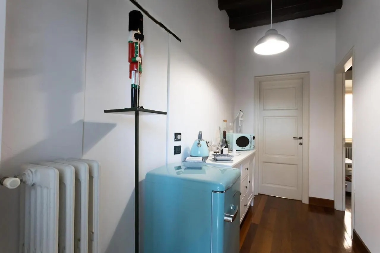 Lo Schiaccianoci Bed&Breakfast de Charme Scanzorosciate Bed & Breakfast