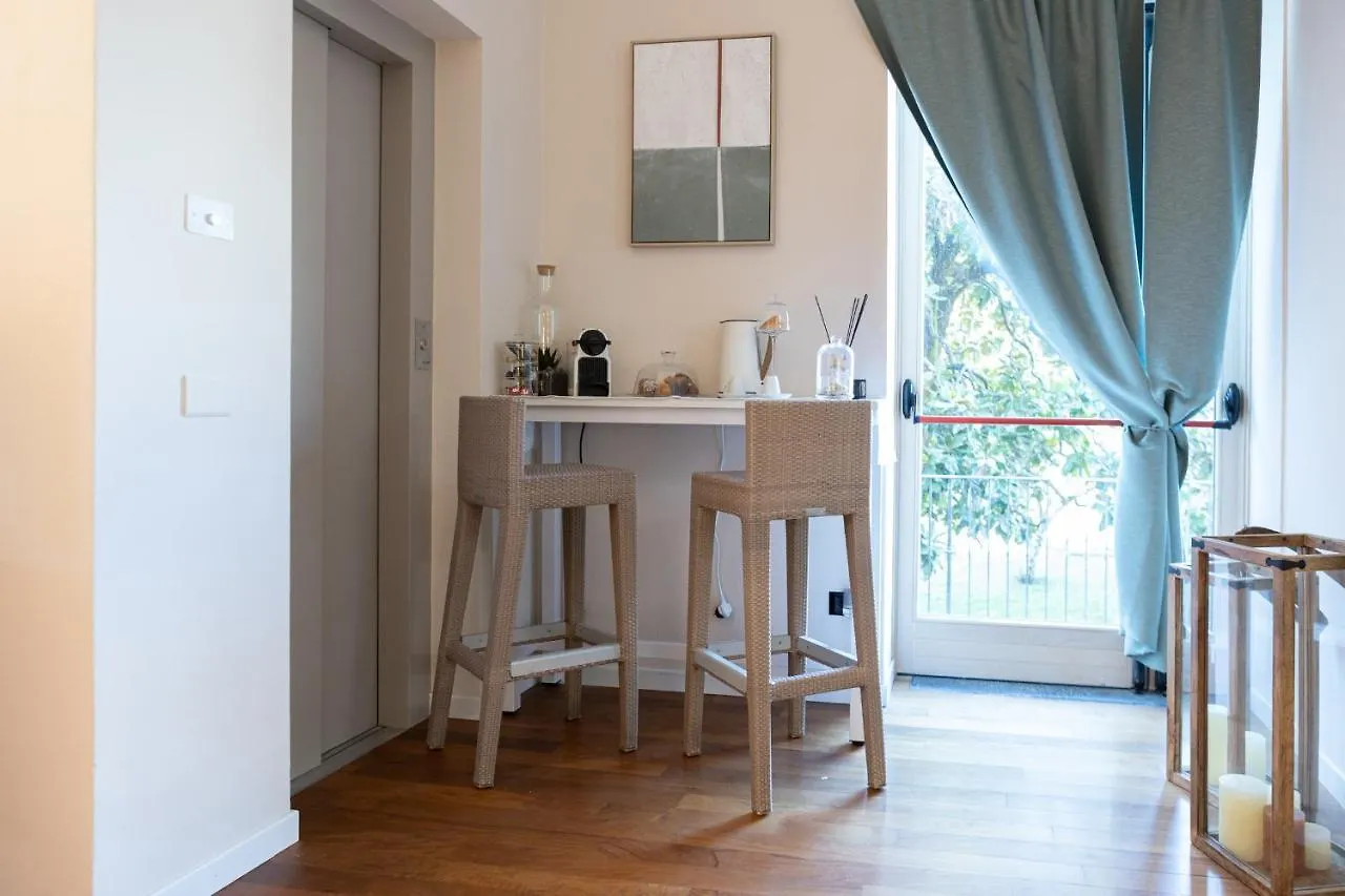 Lo Schiaccianoci Bed&Breakfast de Charme Scanzorosciate Bed & Breakfast