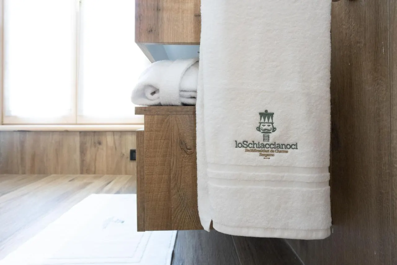 Lo Schiaccianoci Bed&Breakfast de Charme Scanzorosciate 0*,  Italia