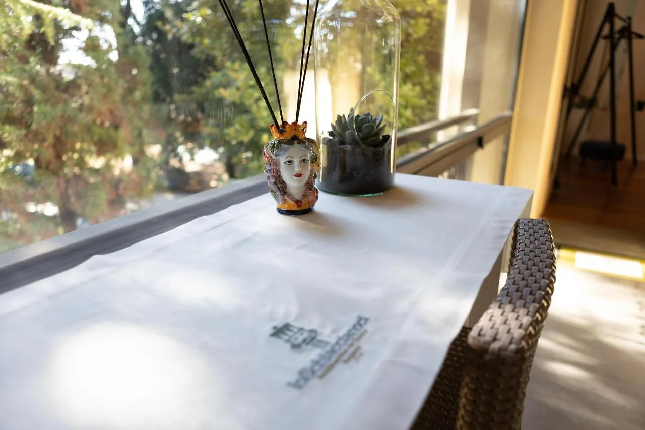 Lo Schiaccianoci Bed&Breakfast de Charme Scanzorosciate 0*,
