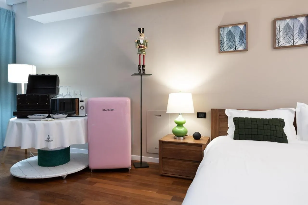 Lo Schiaccianoci Bed&Breakfast De Charme Scanzorosciate Italy