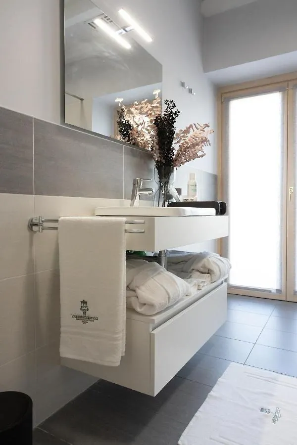 Lo Schiaccianoci Bed&Breakfast De Charme Scanzorosciate